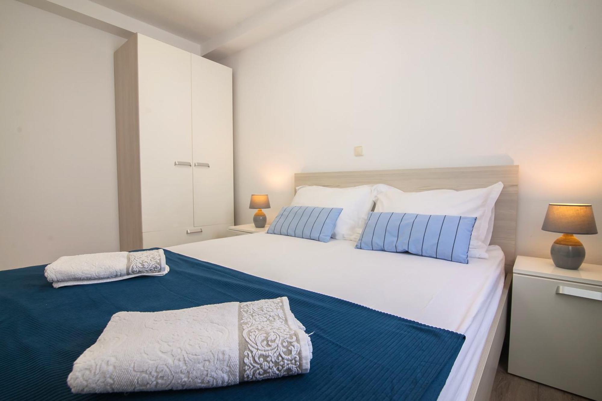 Helvetia Sunny Apartments 波尔 外观 照片