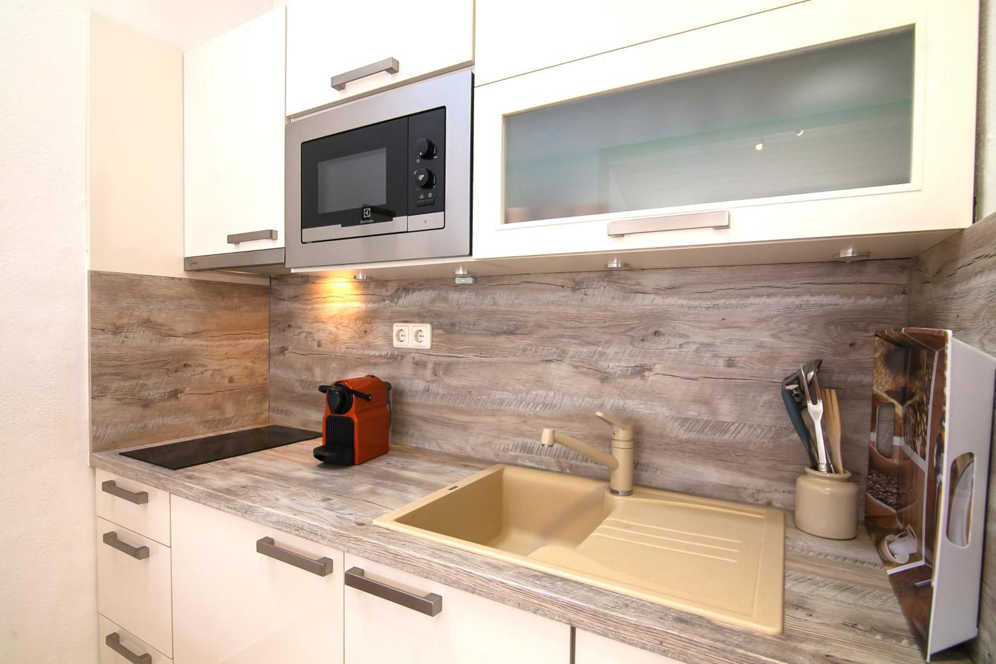 Helvetia Sunny Apartments 波尔 外观 照片