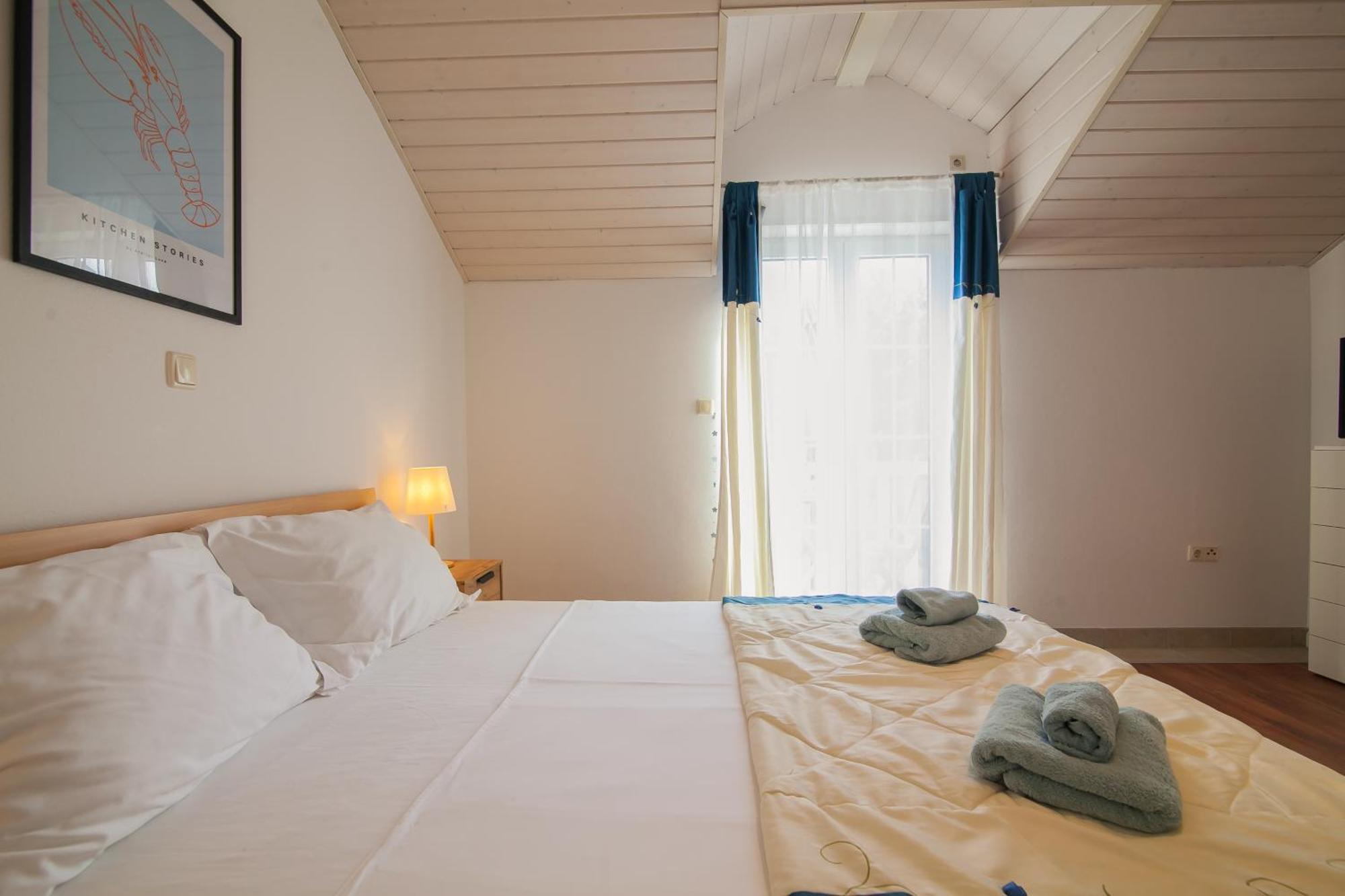 Helvetia Sunny Apartments 波尔 外观 照片