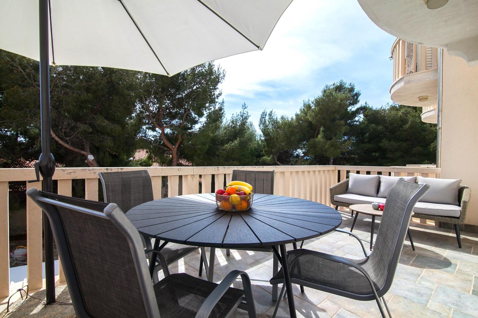 Helvetia Sunny Apartments 波尔 外观 照片