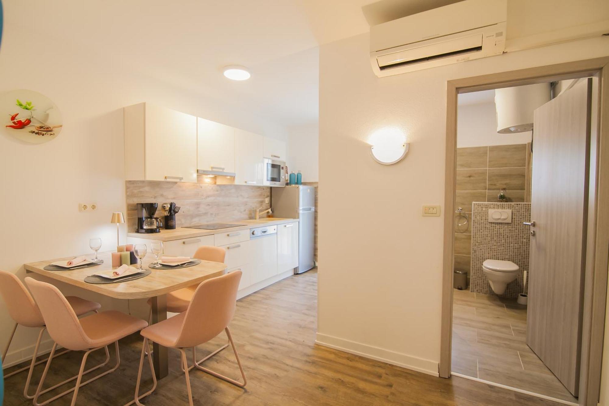 Helvetia Sunny Apartments 波尔 外观 照片