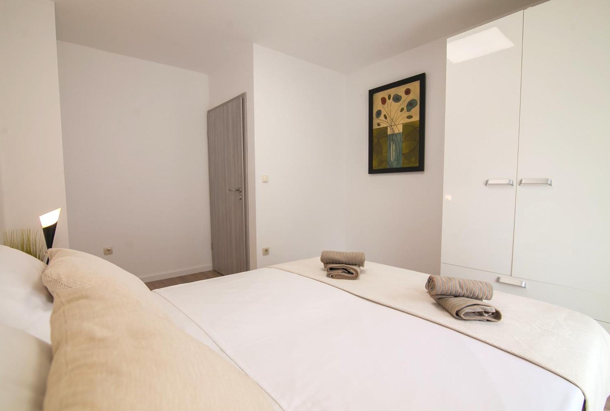 Helvetia Sunny Apartments 波尔 外观 照片