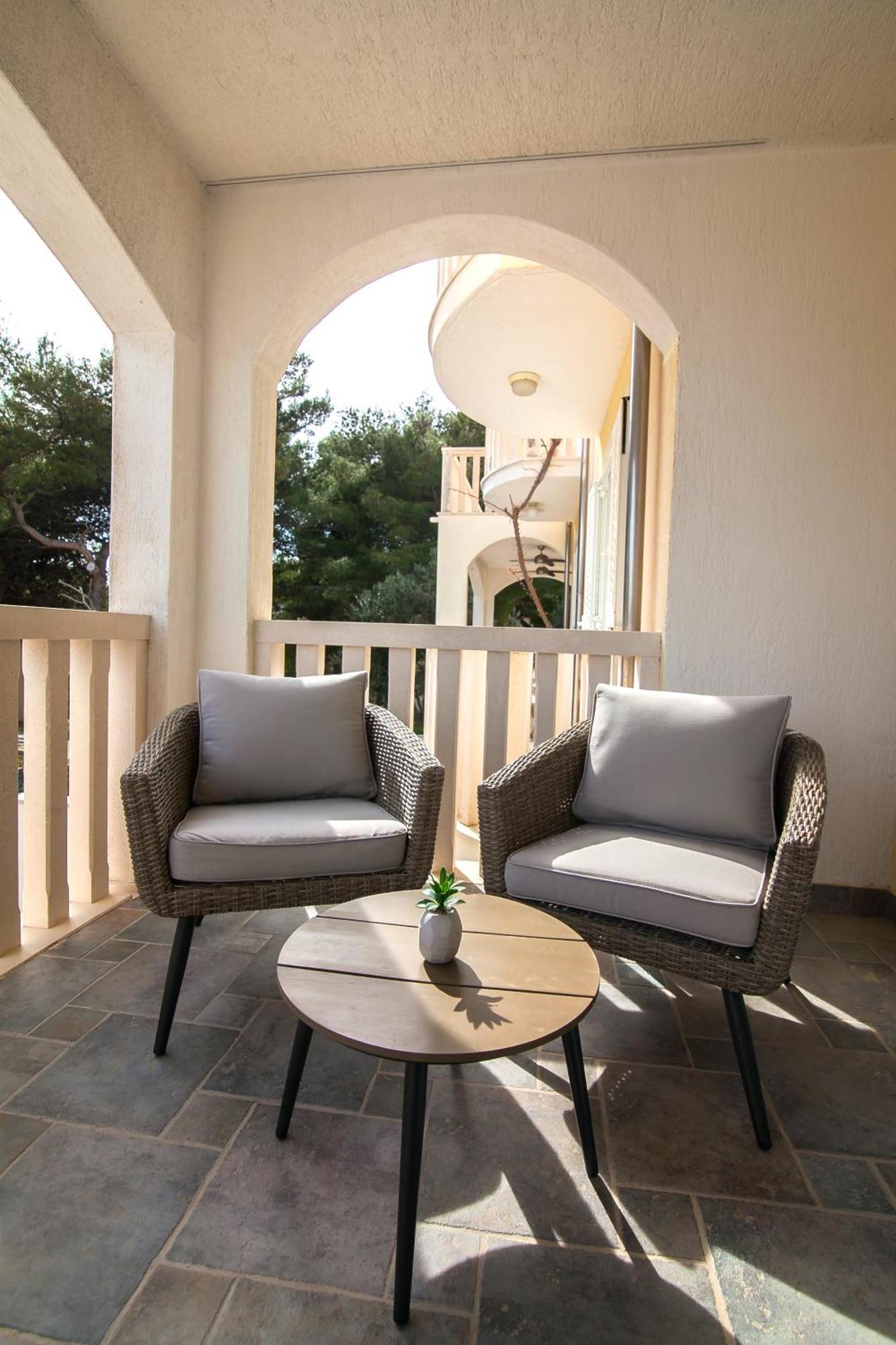 Helvetia Sunny Apartments 波尔 外观 照片