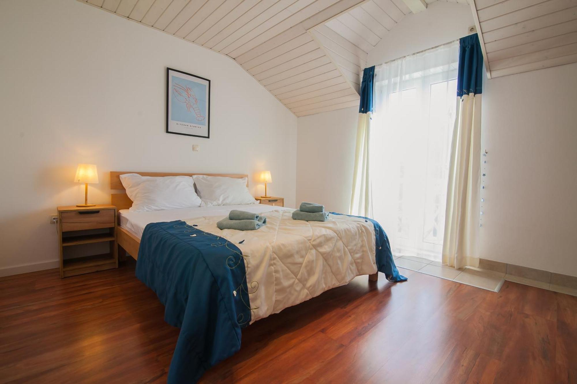 Helvetia Sunny Apartments 波尔 外观 照片