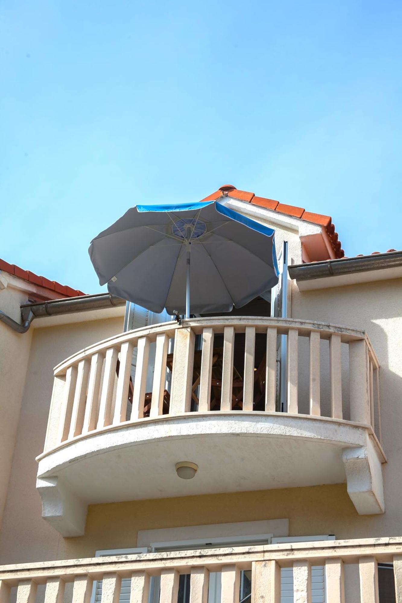 Helvetia Sunny Apartments 波尔 外观 照片